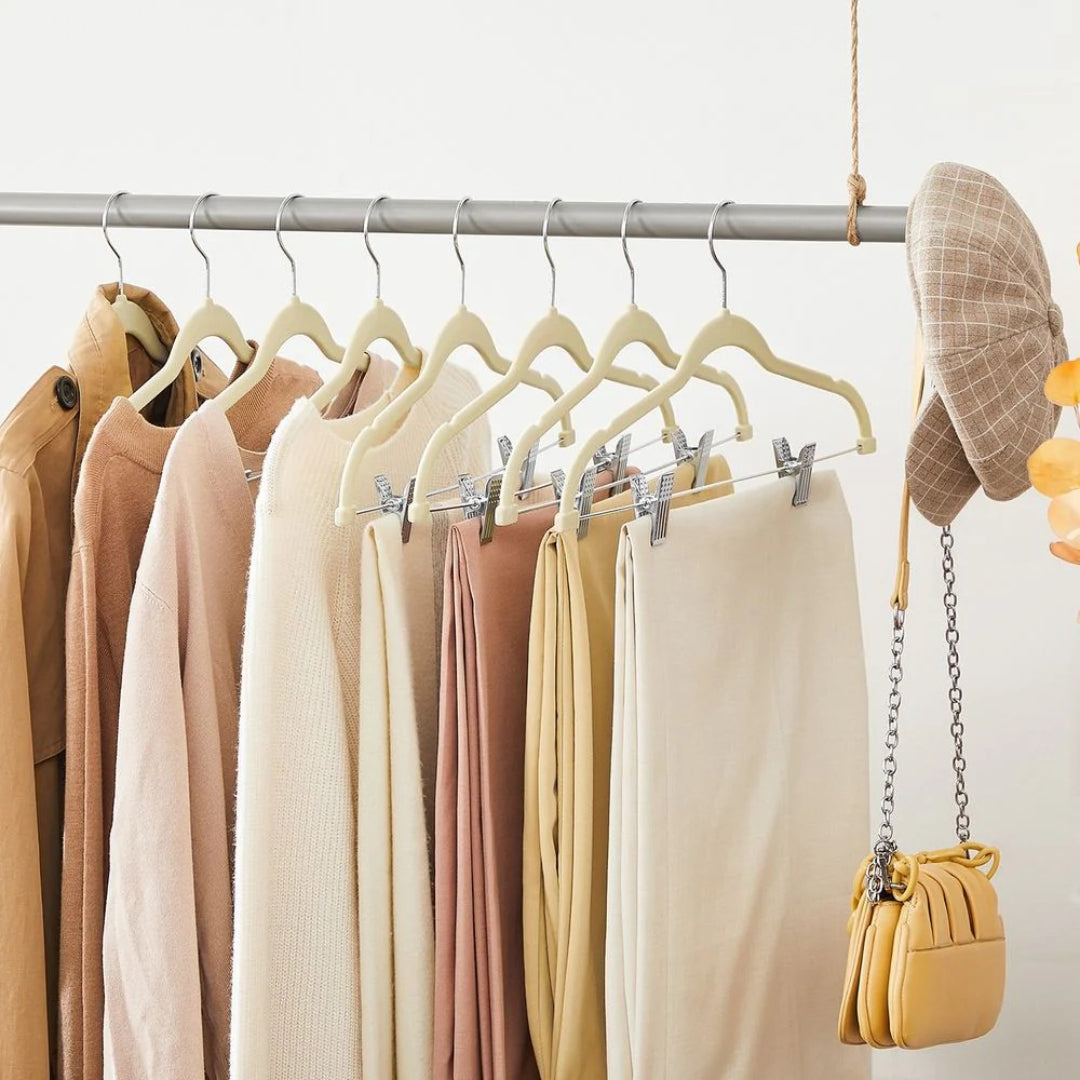 Velvet Pants Hangers With Adjustable Clips Set – product view 21 | Amaraloft